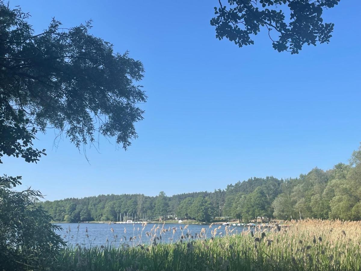 Wilimy Dom Nad Jeziorem Dadaj Exteriör bild